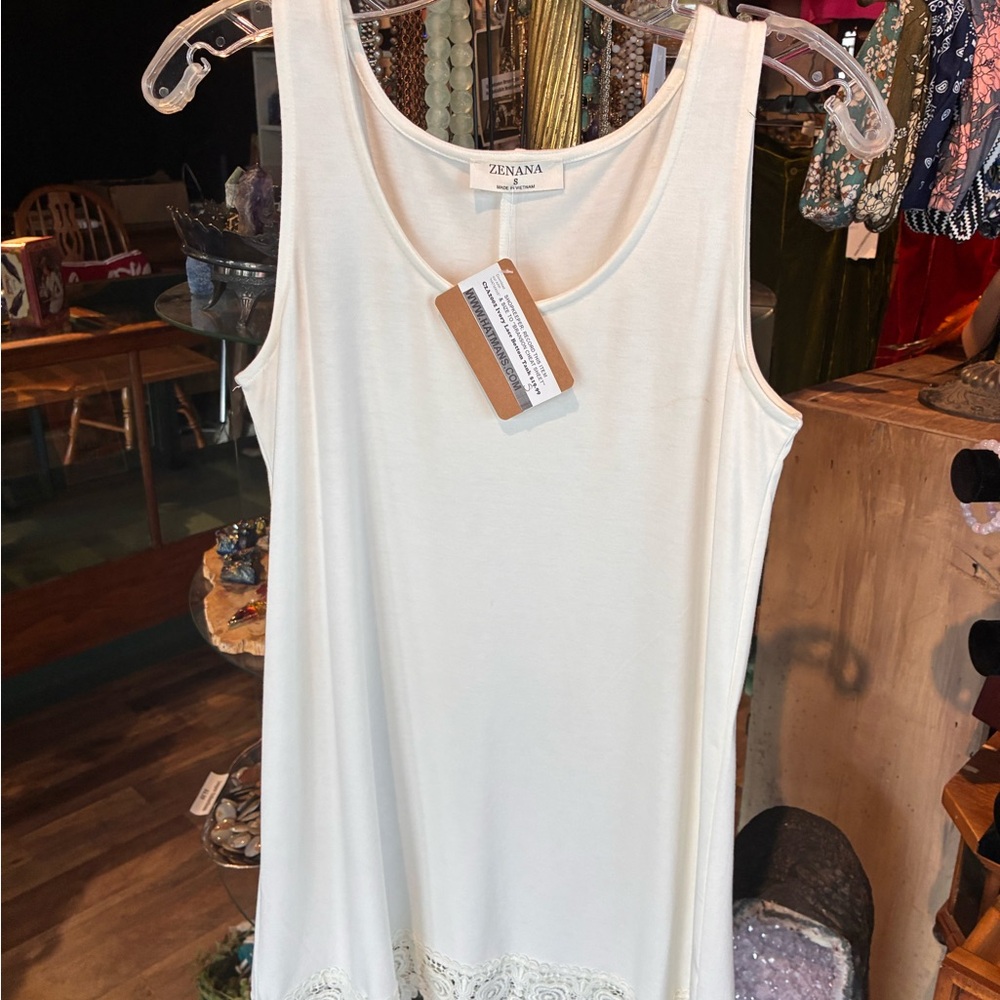 Zenana Outfitters Cream Lace-Hem Scoop Neck Tank - Picture 2 of 4